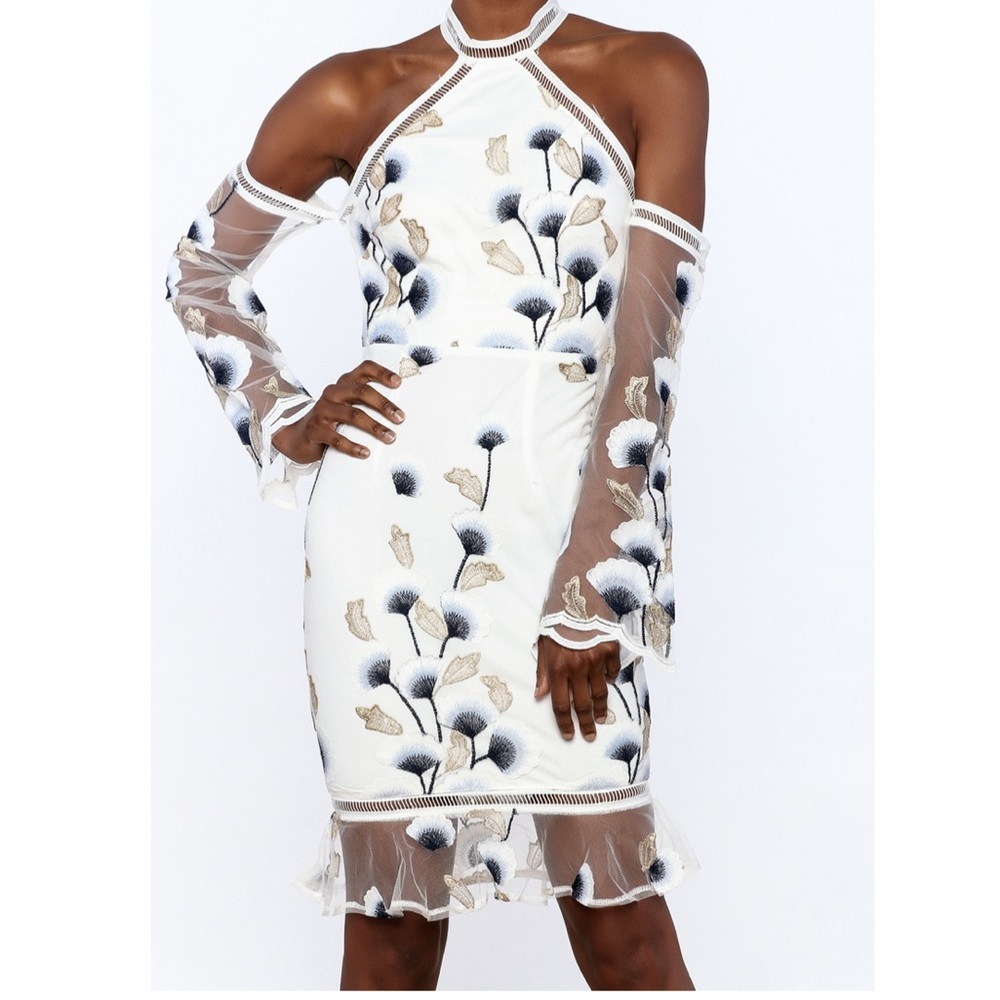 L’ATISTE Floral Cold Shoulder Dress